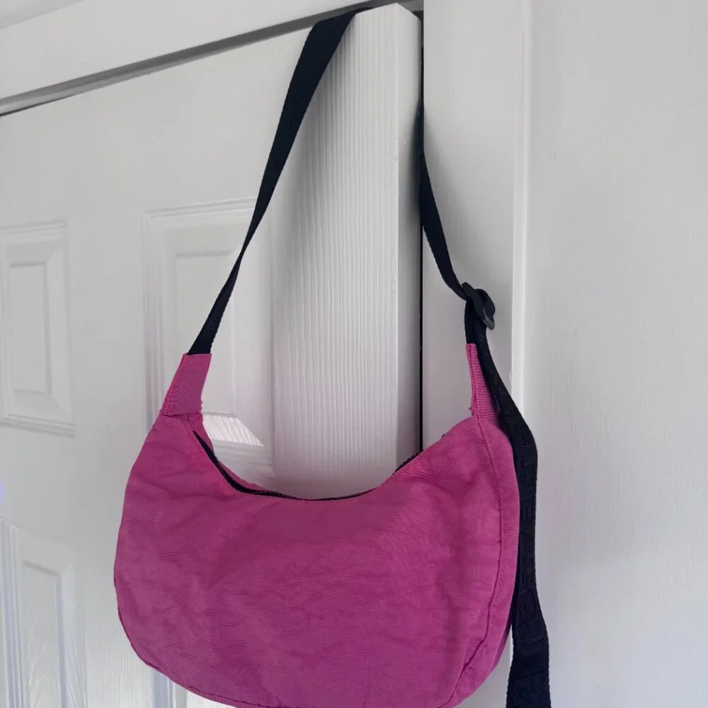 BAGGU Small Nylon Crescent Bag | Hot Pink - Picture 5 of 6